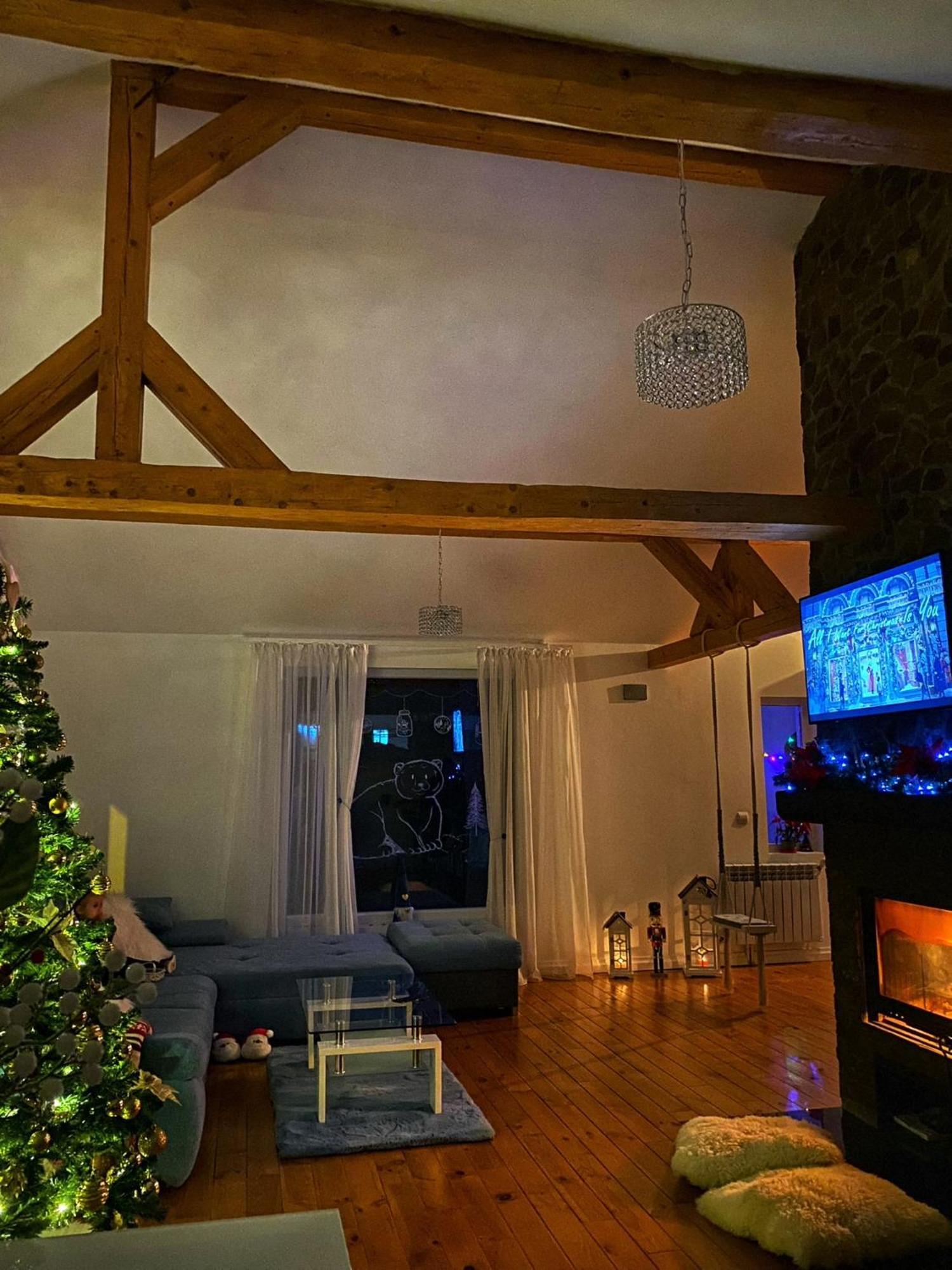 Апартаменты Attic 33 Кымпулунг-Молдовенеск Экстерьер фото